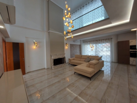 Maisonette 220 m2, Kalamaria