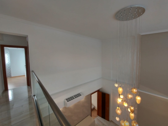 Maisonette 220 m2, Kalamaria