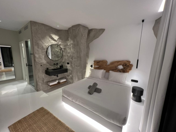 Mykonos Town Black Villa