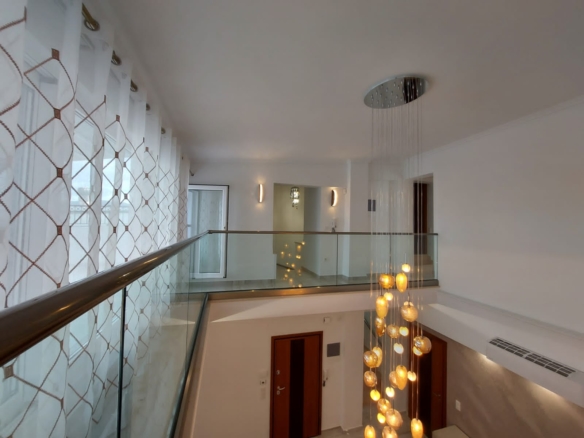 Maisonette 220 m2, Kalamaria