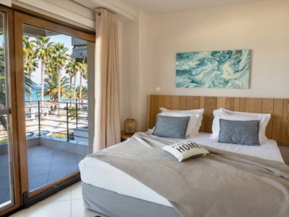 Blue Cocoon, Pefkohori 150m2