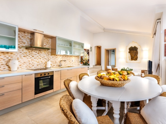 Seafront Mansion in Chalkidiki