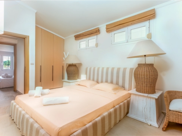 Seafront Mansion in Chalkidiki