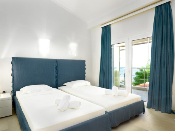 Seafront Mansion in Chalkidiki