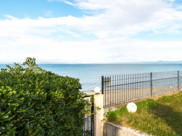 Seafront Mansion in Chalkidiki