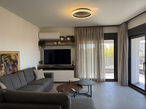 Fully furnished apartment for rent in Kalamaria
